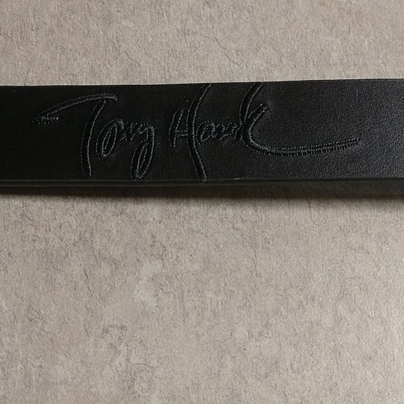 Tony Hawk Reversible Leather Belt Size 6 - Picture 3 of 9